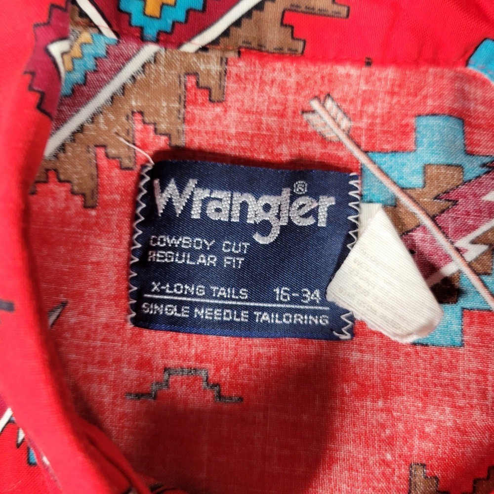 Vintage Wrangler Brushpopper Western Shirt Mens 16-34 Red Aztec Print Longsleeve - Picture 5 of 13